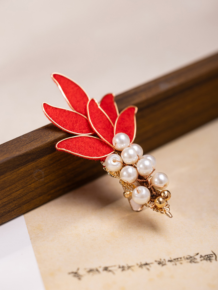 Red Velvet Hair Clip with Lucky Koi Fish Hair Accessory Retro Vintage Style Hair Ornament 