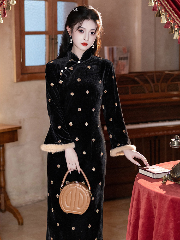Women Black Winter Cheongsam Thickened Velvet Long-Length Qipao