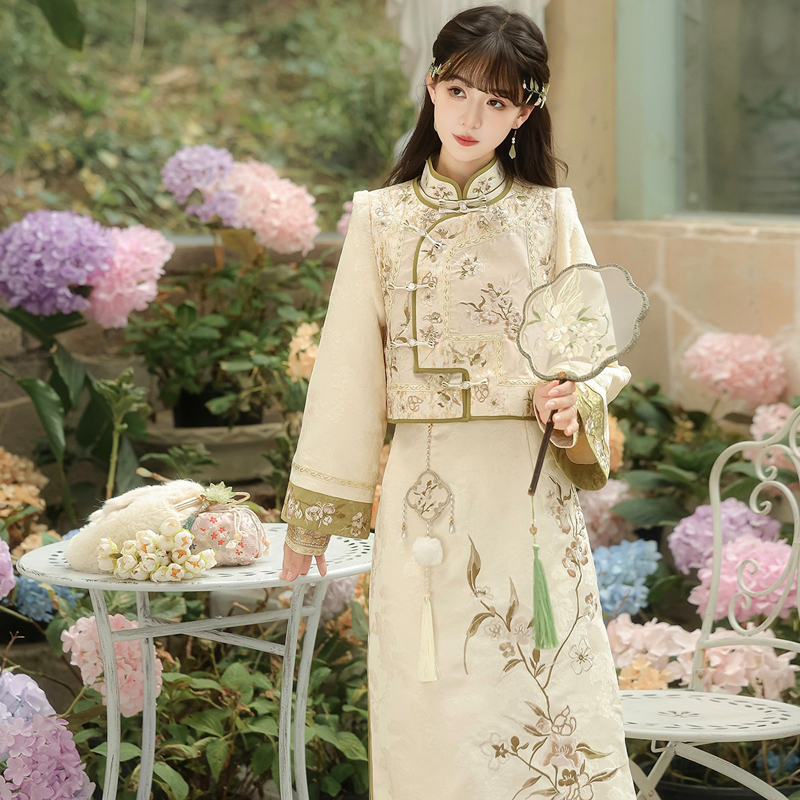 Women-Spring-Cheongsam-Set-New-Vest-Elegant-Attire-3 Women Spring Cheongsam Set New Vest Elegant Attire