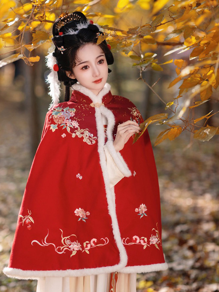 Women Winter Hanfu Short Cape Classic Red Coat