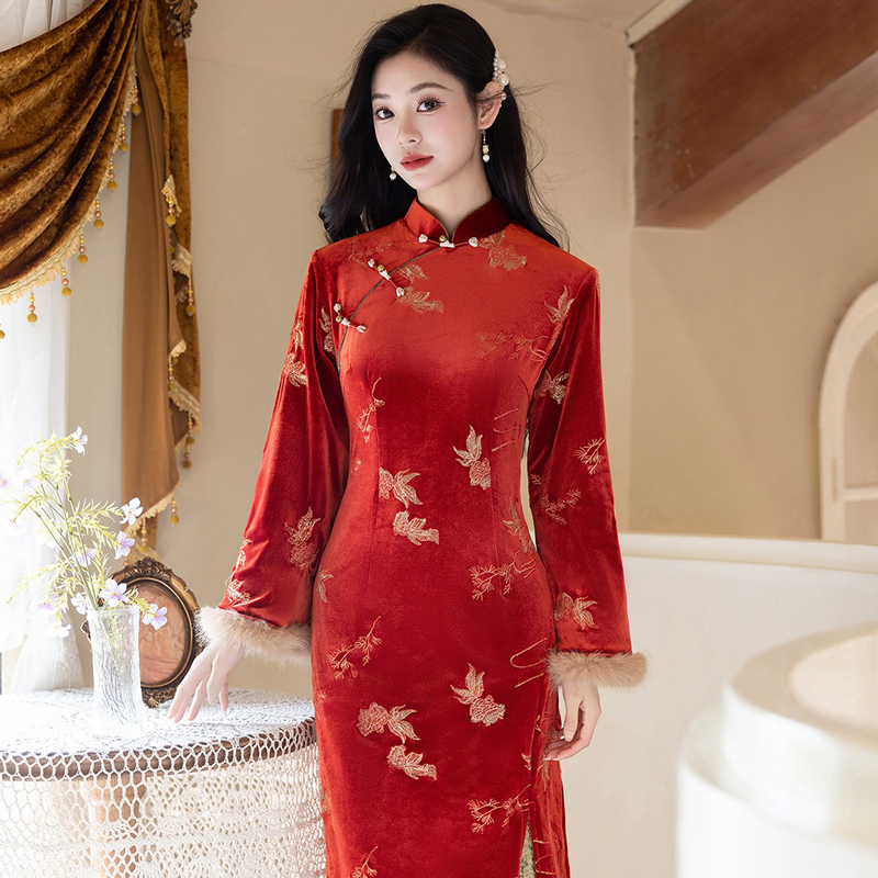 Women-Winter-Red-Cheongsam-New-Year-Style-Elegant-Long-Sleeved-Koi-Qipao-2 Women Winter Red Cheongsam New Year Style Elegant Long-Sleeved Koi Qipao