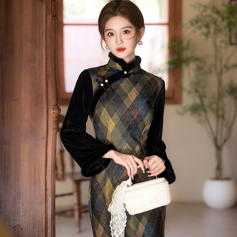 Women's-Winter-Casual-Long-Dress-Vintage-Long-Sleeved-Cheongsam-Geometric-Pattern-1 Women's Winter Casual Long Dress Vintage Long-Sleeved Cheongsam Geometric Pattern