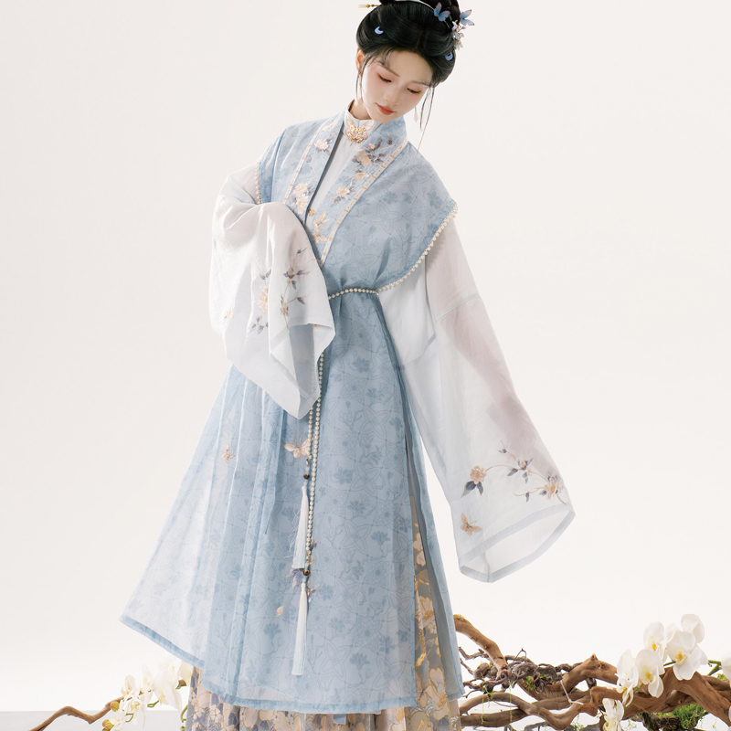 Ming-Dynasty-Hanfu-Set-Long-Bijia-Elegant-Mamian-Qun-1 Ming Dynasty Hanfu Set Long Bijia Elegant Mamian Qun