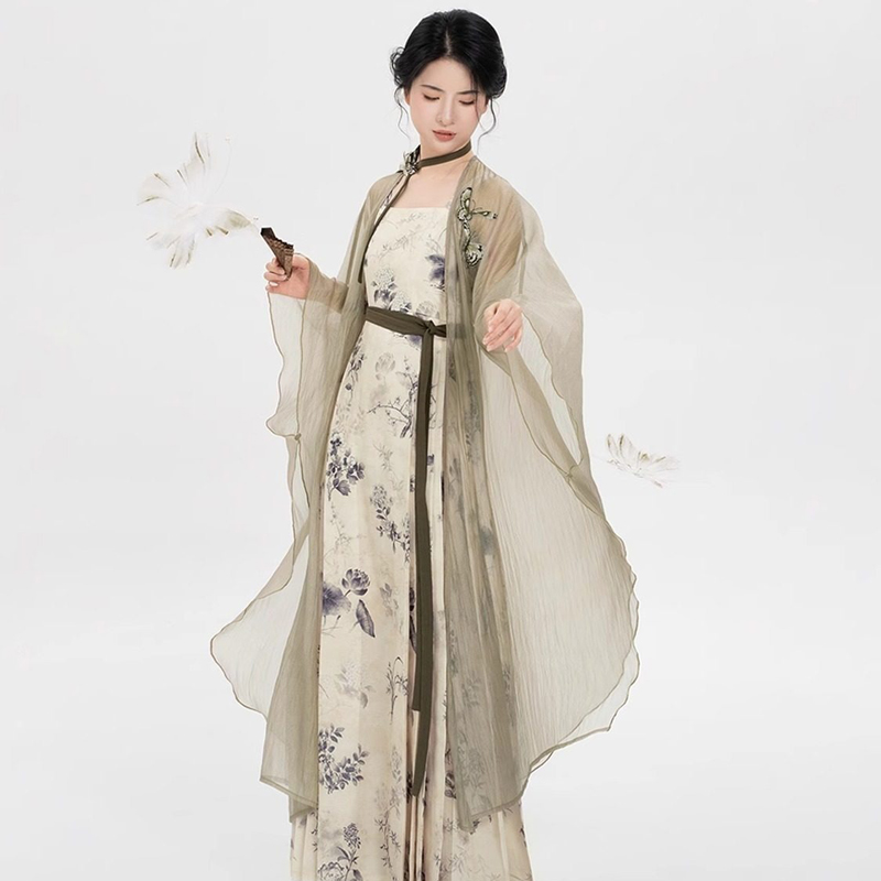 New-Chinese-Style-Floral-Embroidered-Cardigan-Jacket-with-Modified-Strapless-Mress-Set-2 New Chinese-Style Floral Embroidered Cardigan Jacket with Modified Strapless Mress Set