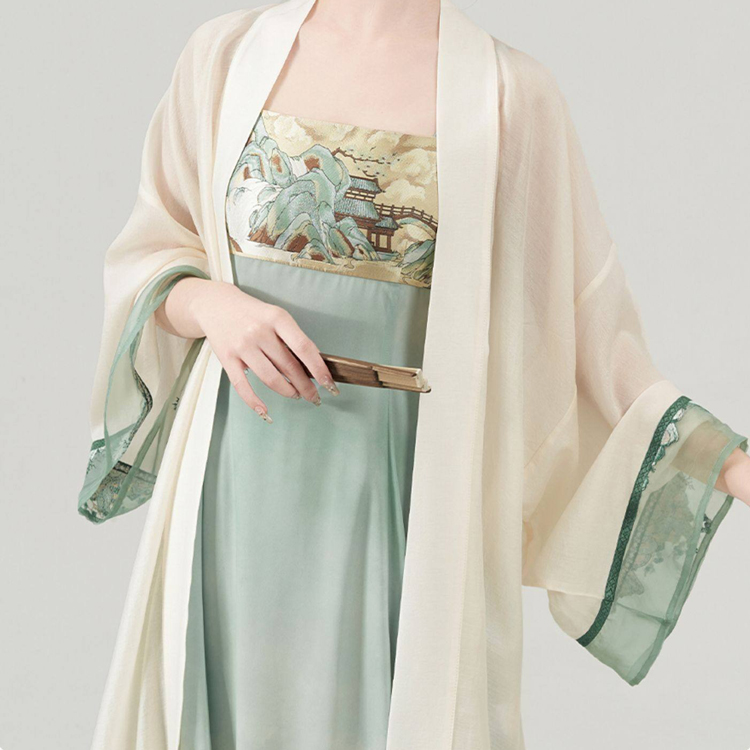 Qing Shan Xing (青山行)