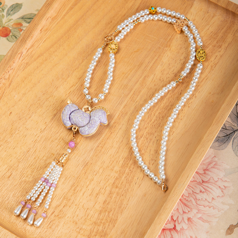 Hanfu-Necklace-with-Horse-Element-Pendant-Intangible-Cultural-Heritage-Cheongsam-Ornament-2 Hanfu Necklace with Horse Element Pendant Intangible Cultural Heritage Cheongsam Ornament