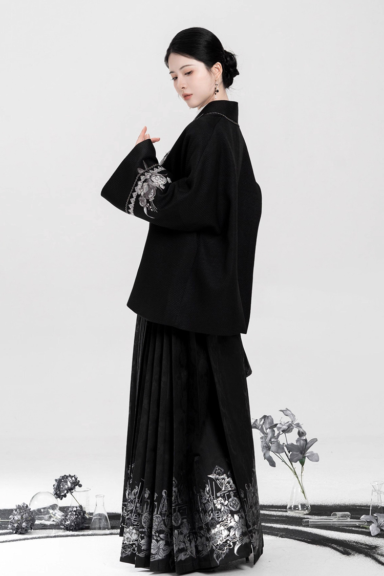 Spring Women Hanfu Set Duijin Jacket Black Mamian Skirt Elegant Style