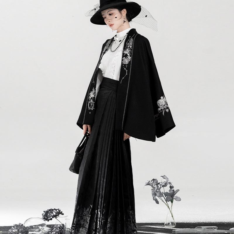 Spring-Women-Hanfu-Set-Duijin-Jacket-Black-Mamian-Skirt-Elegant-Style-3 Spring Women Hanfu Set Duijin Jacket Black Mamian Skirt Elegant Style
