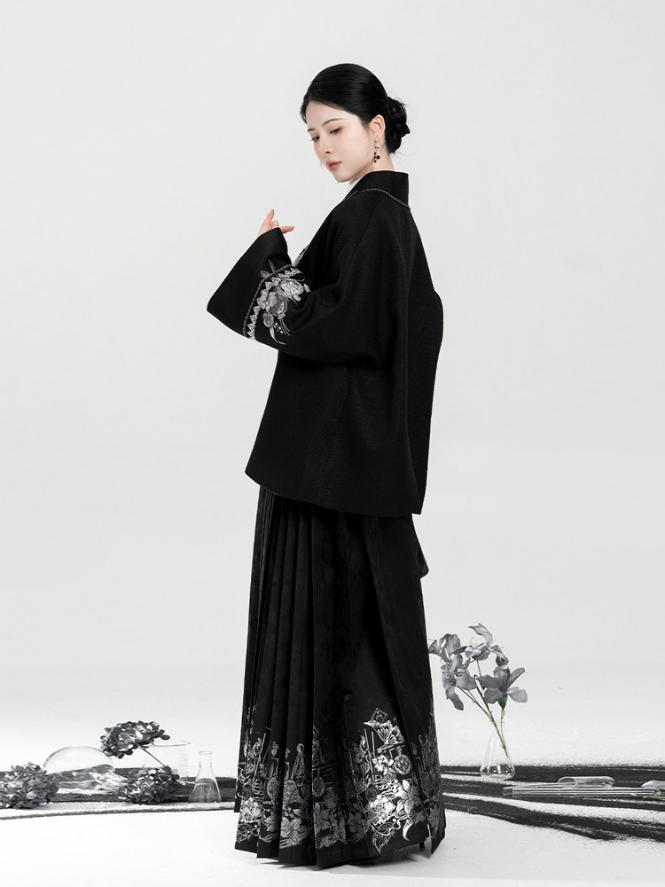 Spring Women Hanfu Set Duijin Jacket Black Mamian Skirt Elegant Style