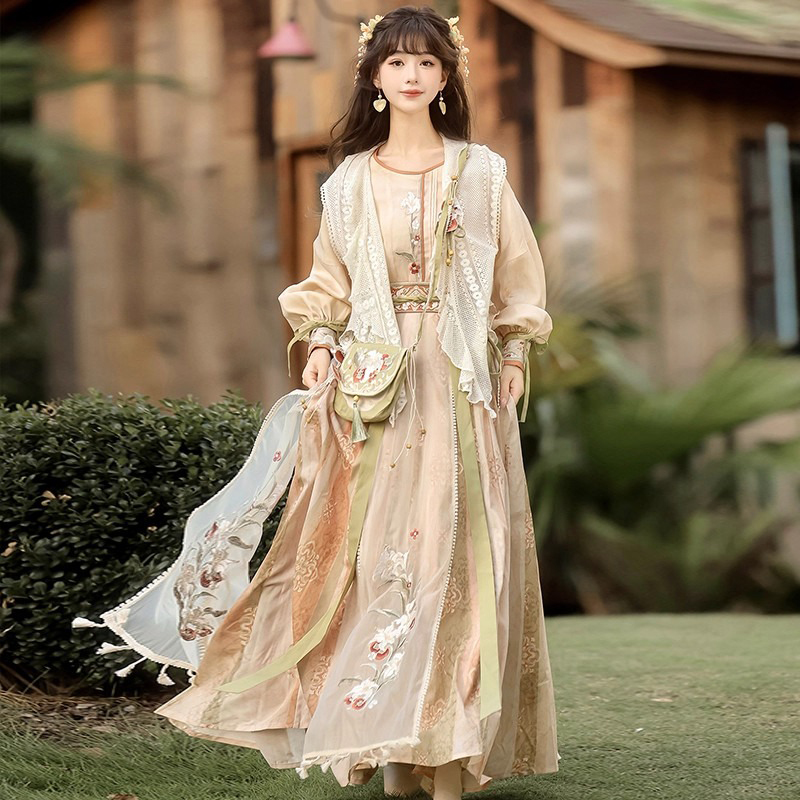 Spring-Women-Hanfu-Set-Song-Dynasty-Style-Cute-Vest-Set-1 Spring Women Hanfu Set Song Dynasty Style Cute Vest Set