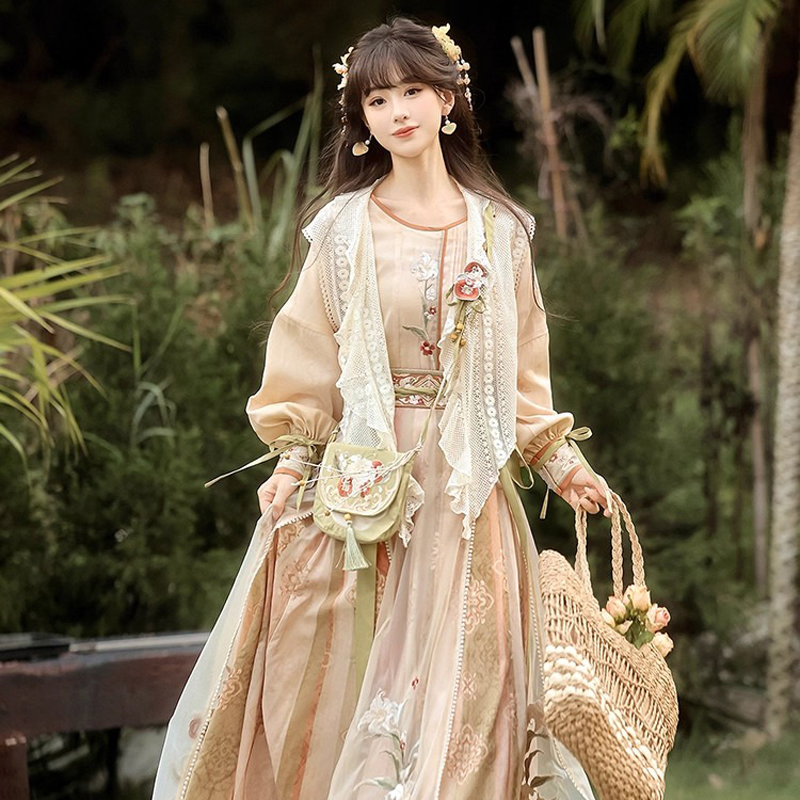 Spring-Women-Hanfu-Set-Song-Dynasty-Style-Cute-Vest-Set-4 Spring Women Hanfu Set Song Dynasty Style Cute Vest Set