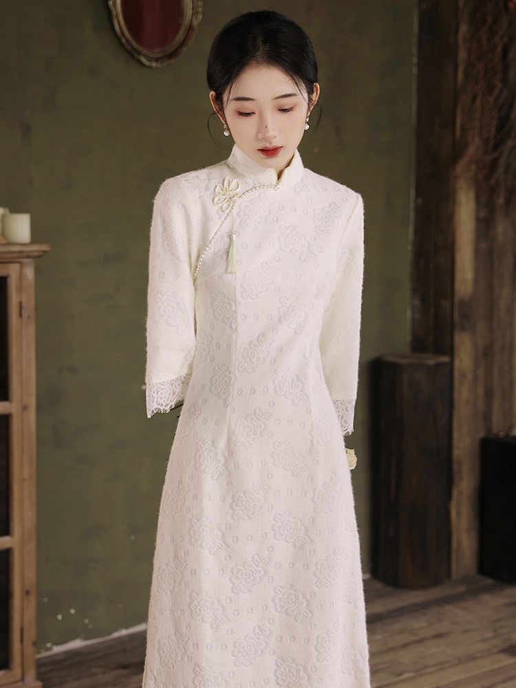White New Chinese-Style Engagement Cheongsam Long-Sleeved Youthful Style Lace Dress for Young Women