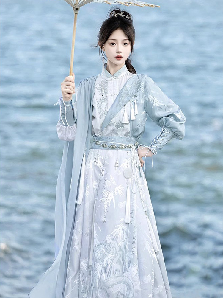 Women Martial Arts Set Flowing Knight Ming Dynasty M amian Qun Set