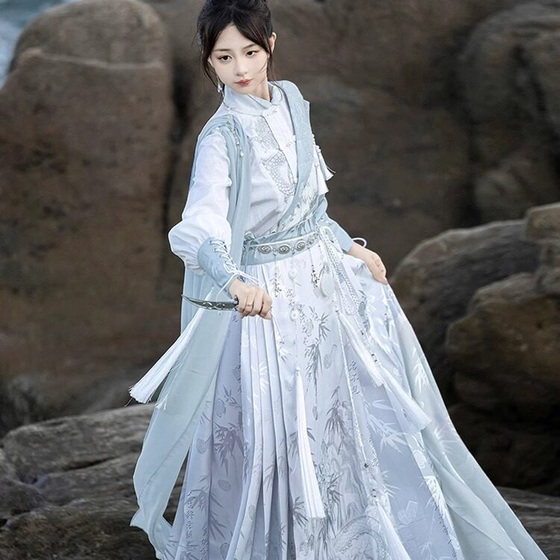 Women-Martial-Arts-Set-Flowing-Knight-Ming-Dynasty-Mamian-Qun-Set-2 Women Martial Arts Set Flowing Knight Ming Dynasty M amian Qun Set
