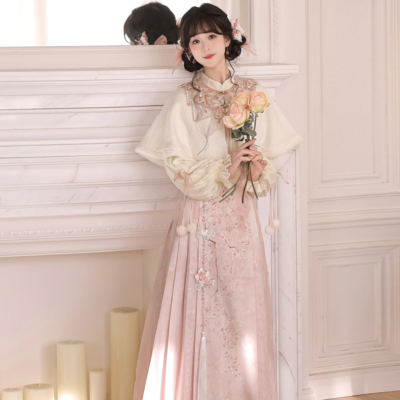 Women-Spring-Hanfu-Ming-Dynasty-Style-Pink-Mamian-Skirt-3 Women Spring Hanfu Ming Dynasty Style Pink Mamian Skirt