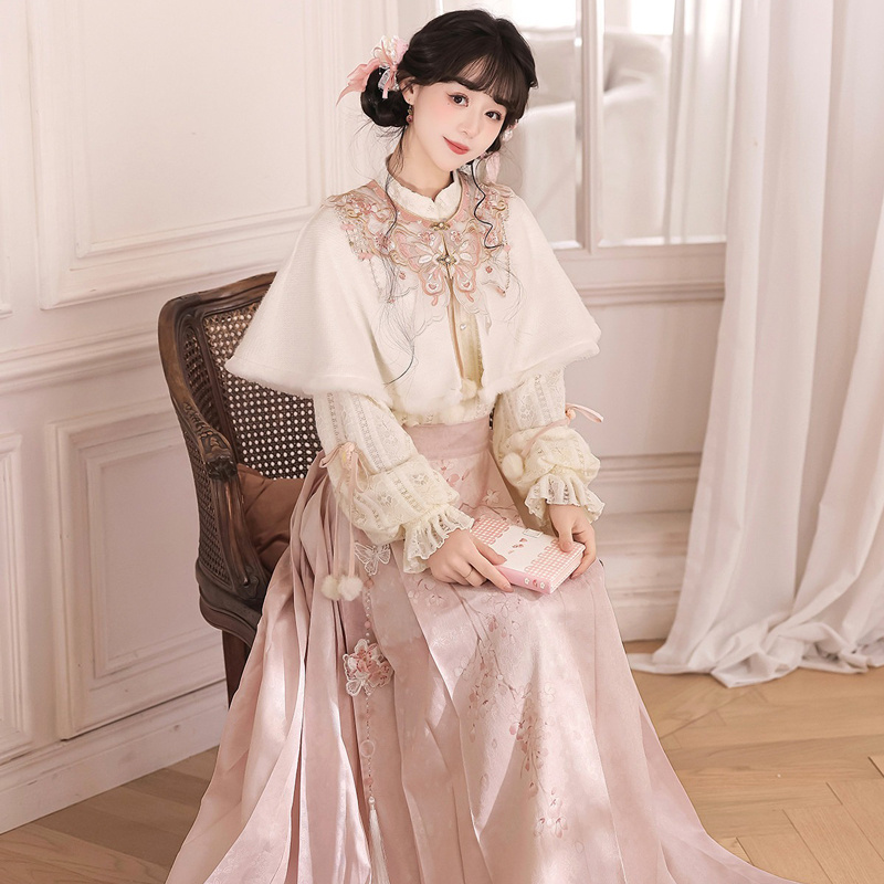 Women-Spring-Hanfu-Ming-Dynasty-Style-Pink-Mamian-Skirt-4 Women Spring Hanfu Ming Dynasty Style Pink Mamian Skirt