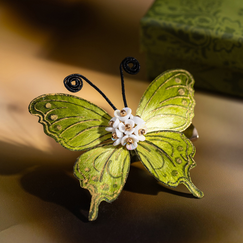 Handmade-Intangible-Cultural-Heritage-Felt-Flower-Hair-Accessory-Green-Butterfly-Hair-Clip-for-Women-Hanfu-1 Handmade Intangible Cultural Heritage Felt Flower Hair Accessory Green Butterfly Hair Clip for Women Hanfu