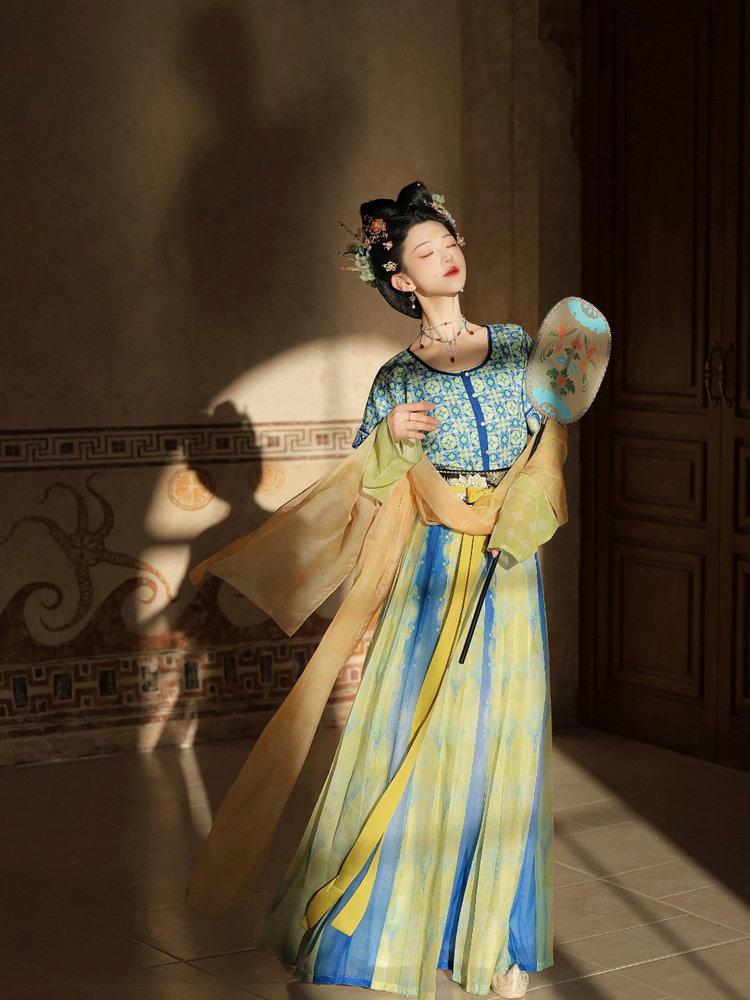 New Women Tang Dynasty Hanfu Qiyao Ruqun Spring Classical Dress