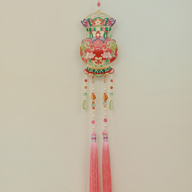 Traditional-Hanfu-Fragrance-Pouch-with-Long-Tassels-4 Traditional Hanfu Fragrance Pouch with Long Tassels