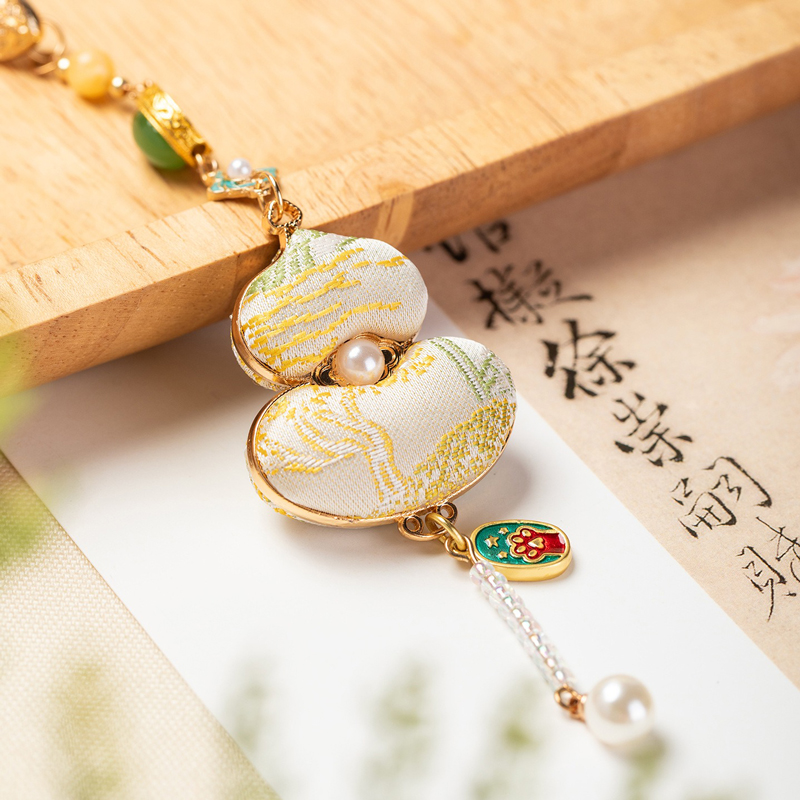 Classical-Hanfu-Accessory-Song-Brocade-Craftsmanship-Ya-Jin-Qipao-Ornament-3 Classical Hanfu Accessory Song Brocade Craftsmanship Ya Jin Qipao Ornament