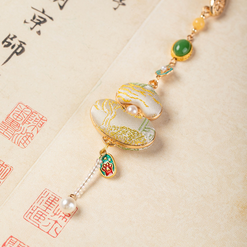 Classical-Hanfu-Accessory-Song-Brocade-Craftsmanship-Ya-Jin-Qipao-Ornament-4 Classical Hanfu Accessory Song Brocade Craftsmanship Ya Jin Qipao Ornament