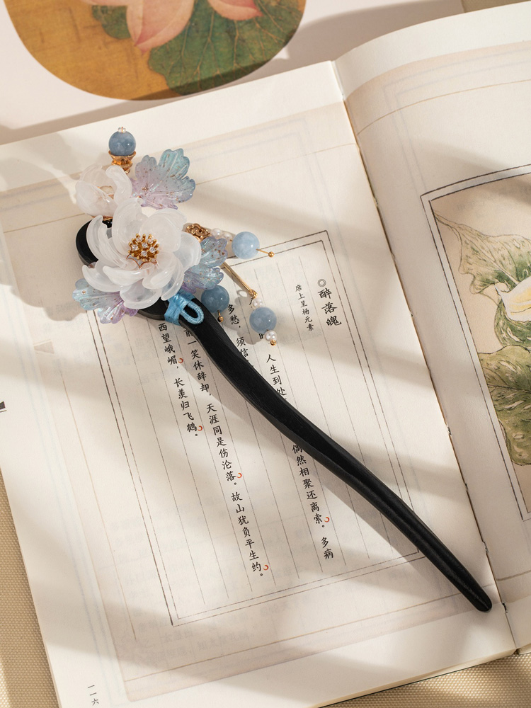 Hanfu Plum Blossom Wooden Hairpin for Women Ancient-Style Qipao Hair Accessory