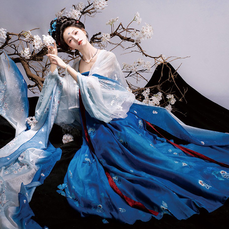 Traditional-Tang-Dynasty-Women-Hanfu-in-the-Fa-Men-Si-Style-Blue-Color-Scheme-3 Traditional Tang Dynasty Women Hanfu in the Fa Men Si Style Blue Color Scheme