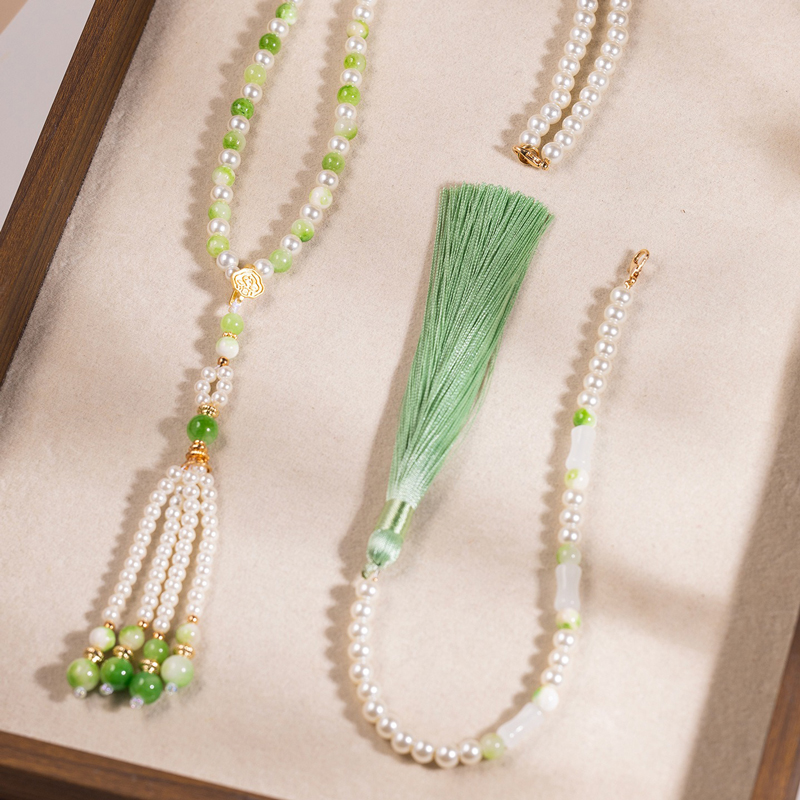 Women-Hanfu-Green-Long-Necklace-Ming-Dynasty-Style-Ying-Luo-1 Women Hanfu Green Long Necklace Ming Dynasty Style Ying Luo