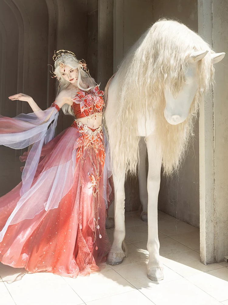Dunhuang-style Hanfu Set Western Regions-inspired Attire Butterfly-themed Clothing