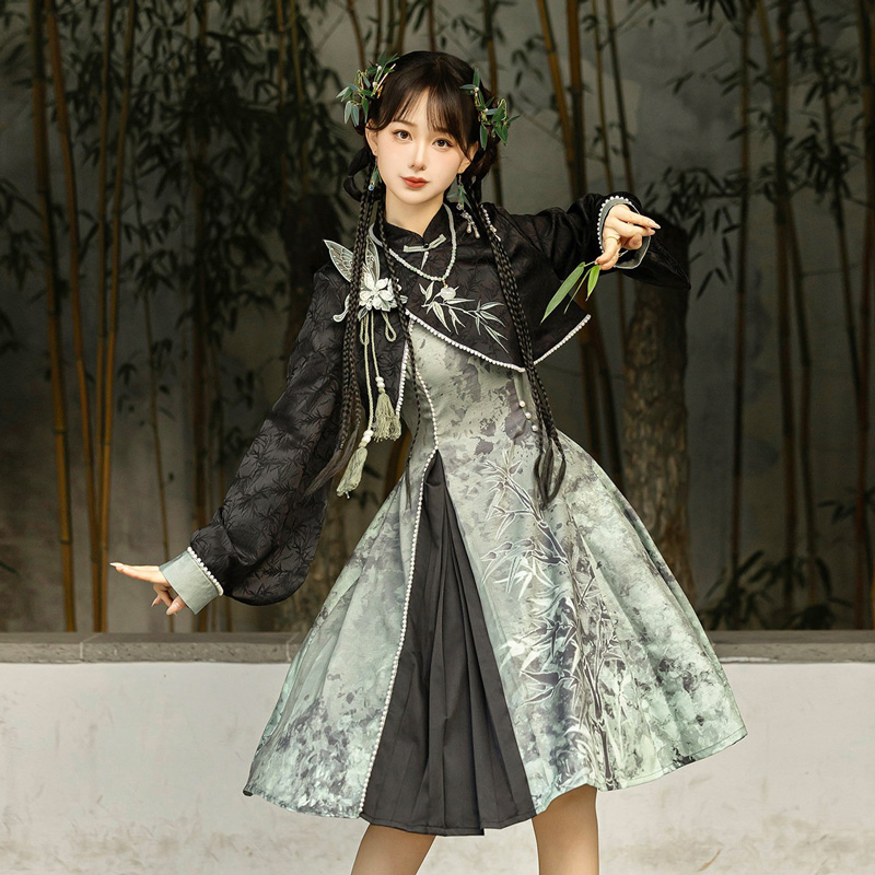 Fashionable-Women-Hanfu-Spring-Casual-Set-with-Chinese-inspired-Elements-1 Fashionable Women Hanfu Spring Casual Set with Chinese-inspired Elements