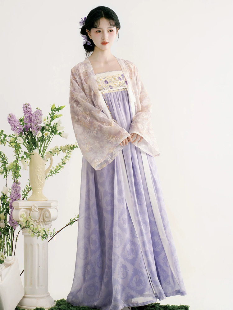 Fashionable Women Hanfu by Qixiong Shanqun Casual Summer Attire