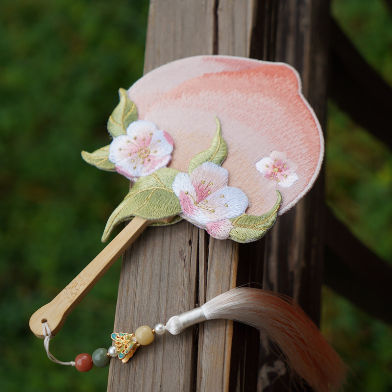 Hanfu-Accessories-Double-Sided-Embroidered-Mini-Fan-Unique-Tuanshan-Design-for-Qipao-3 Hanfu Accessories Double-Sided Embroidered Mini Fan Unique Tuanshan Design for Qipao