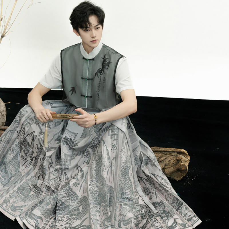 Men-Ming-Dynasty-Hanfu-Modern-Style-Ma-Mian-Silver-Skirt-1 Men Ming Dynasty Hanfu Modern Style Ma Mian Silver Skirt