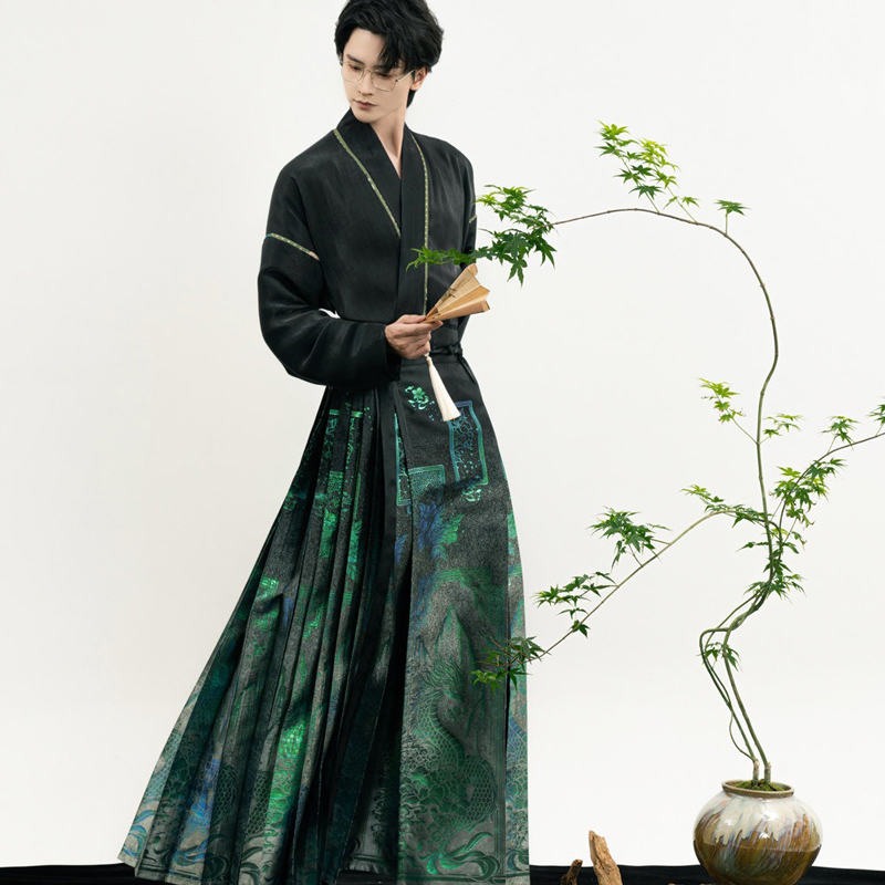 Modern-Men-Hanfu-Ming-Dynasty-Style-Ma-Mian-Skirt-in-Green-1 Modern Men Hanfu Ming Dynasty Style Ma Mian Skirt in Green