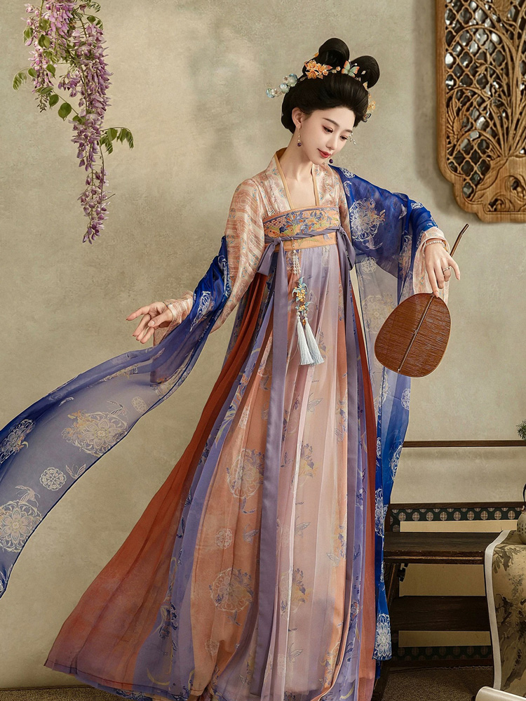 Tang Dynasty Women Qixiong Shanqun Ethereal Dunhuang Style