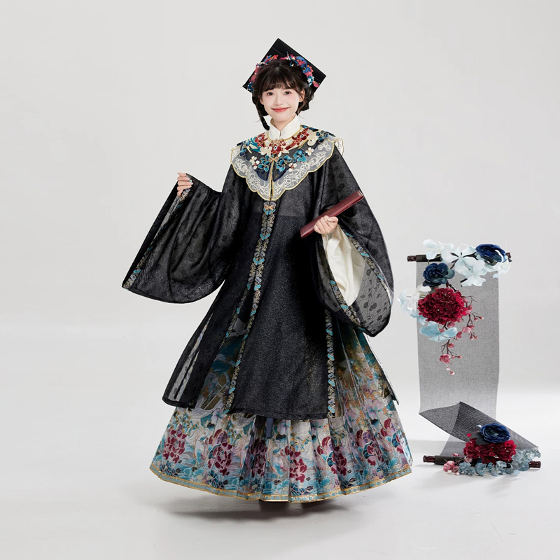 Women-Ming-Dynasty-style-Hanfu-Scholar's-Robe-Set-with-Yujian-Mamian-Skirt-1 Women Ming Dynasty style Hanfu Scholar's Robe Set with Yujian Mamian Skirt