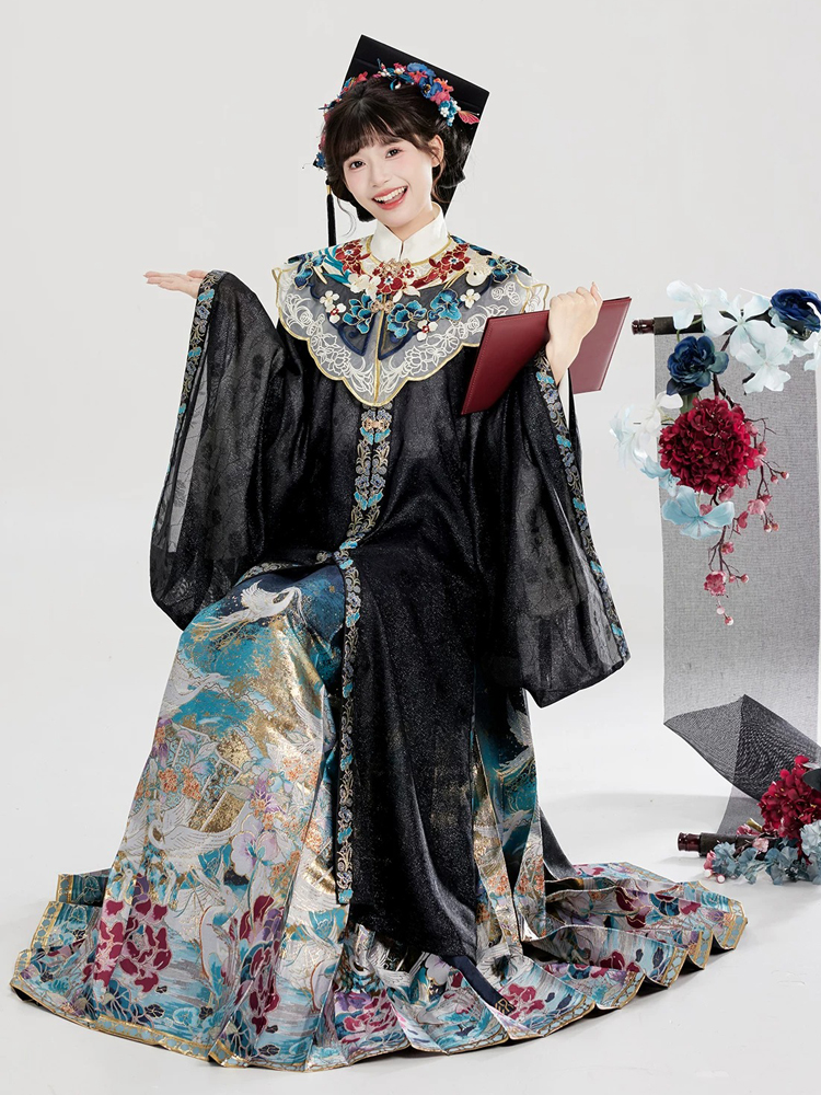 Women Ming Dynasty style Hanfu Scholar's Robe Set with Yujian Mamian Skirt