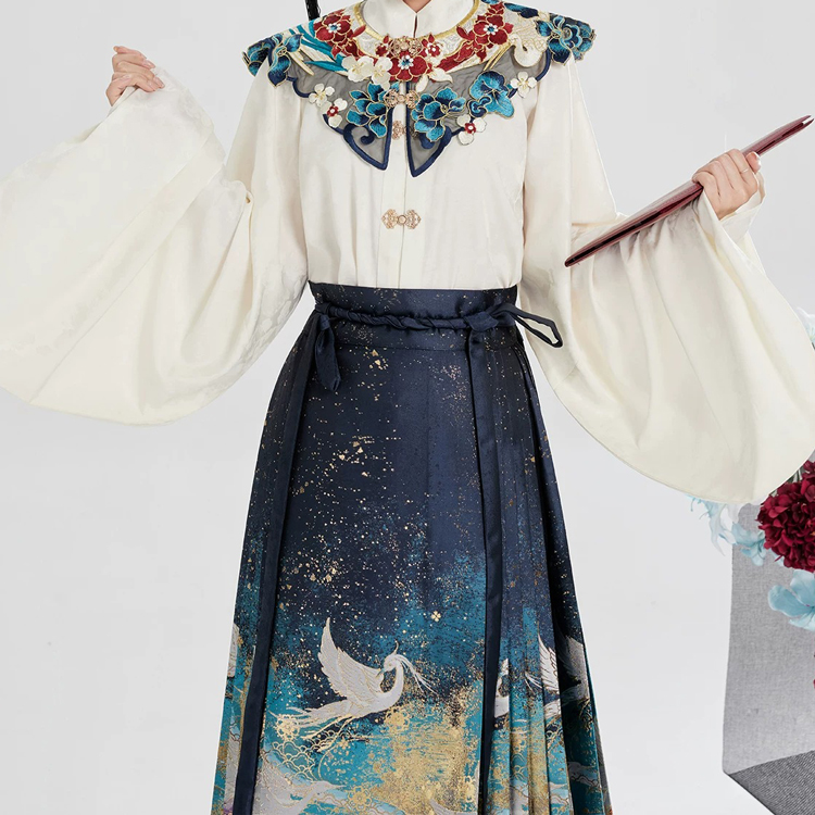 Women Ming Dynasty style Hanfu Scholar's Robe Set with Yujian Mamian Skirt