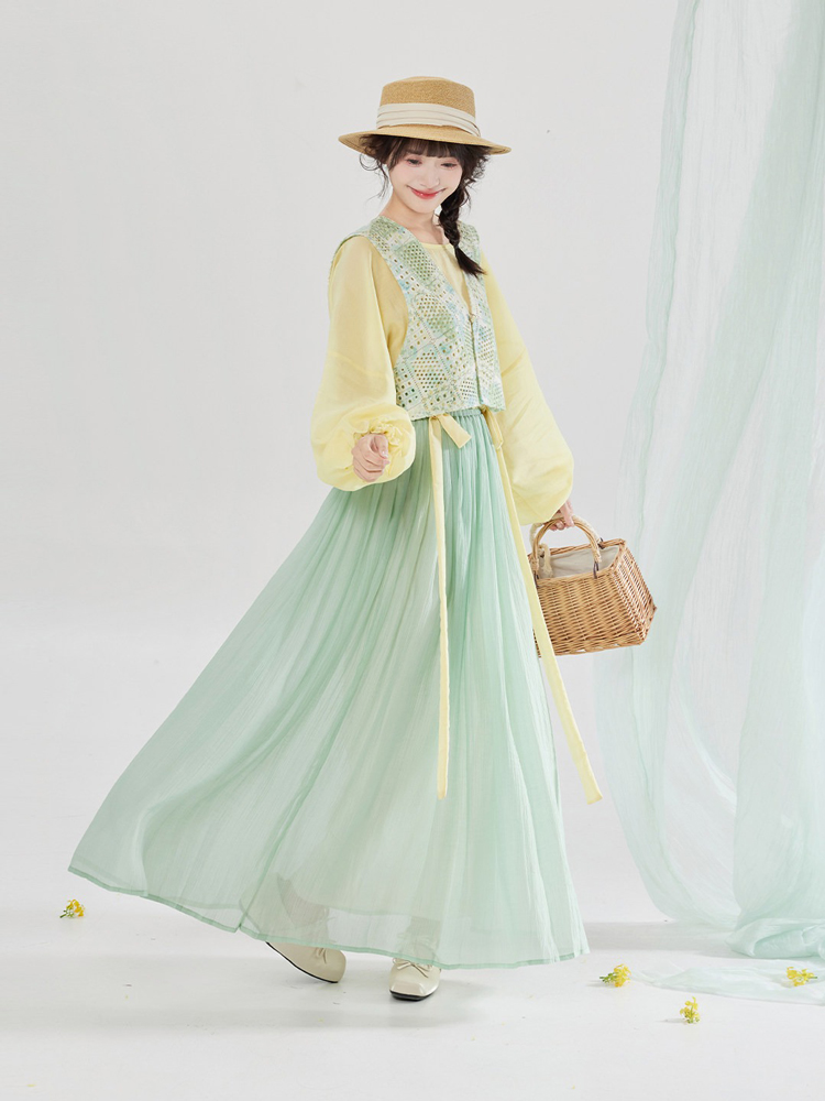 Women Spring Tang-Style Hanfu Round-Neck Top for Casual Everyday Wear