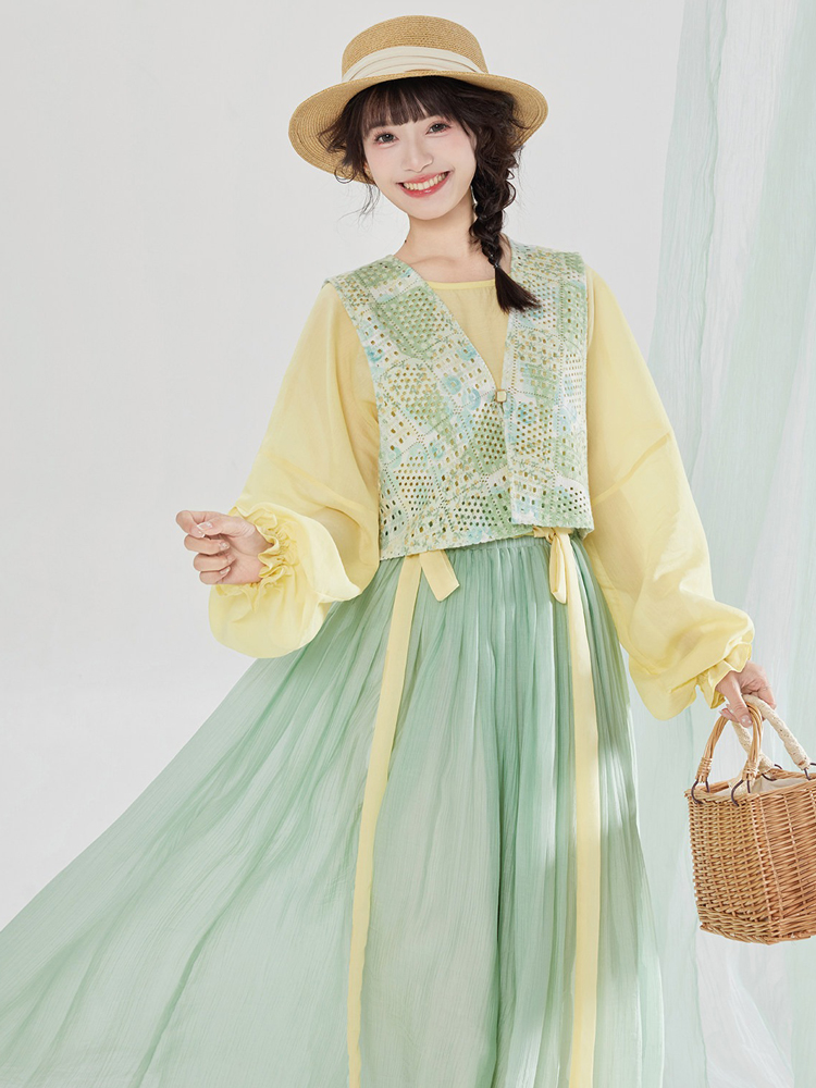 Women Spring Tang-Style Hanfu Round-Neck Top for Casual Everyday Wear