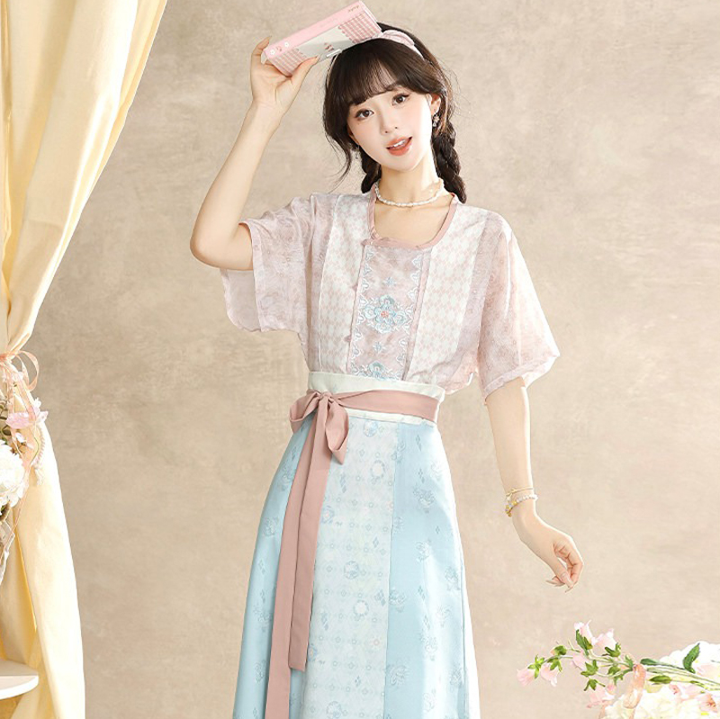 Women-Summer-Song-Dynasty-Style-Hanfu-Casual-Round-Neck-Top-4 Women Summer Song Dynasty-Style Hanfu Casual Round-Neck Top