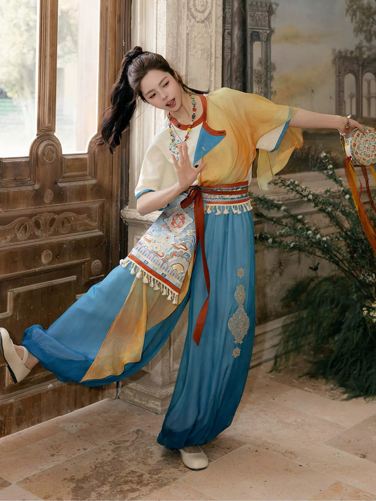 Women Tang Dynasty-Inspired Casual Hanfu Dunhuang-Style Pants Set
