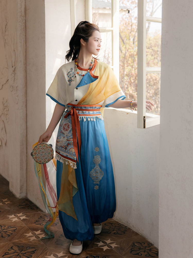 Women Tang Dynasty-Inspired Casual Hanfu Dunhuang-Style Pants Set