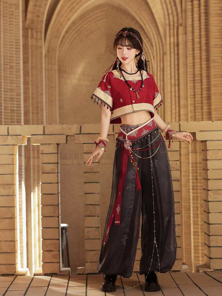 Dunhuang Hanfu for Women Unique Red Set with Han-Style Elements