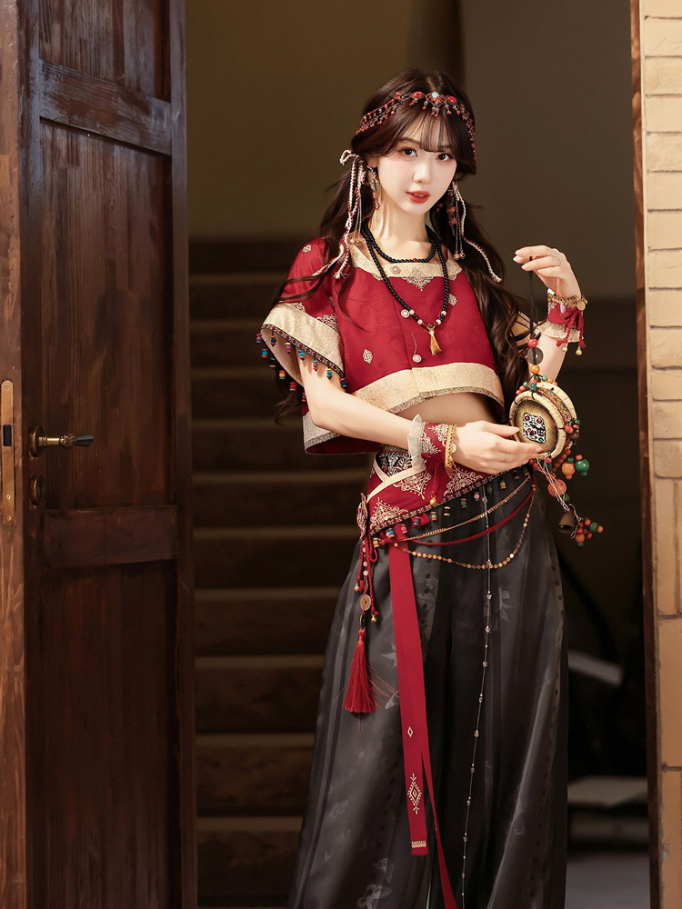 Dunhuang Hanfu for Women Unique Red Set with Han-Style Elements