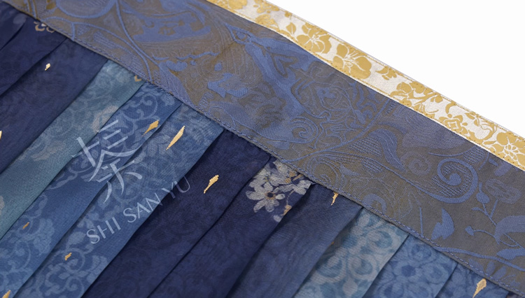 Summer Women Hanfu in Song Dynasty Style with Short Sleeve Design
