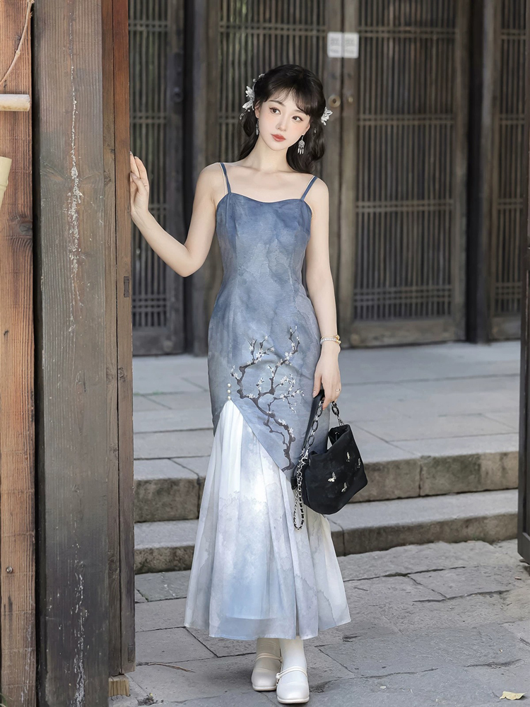 Women Modernized Hanfu-Inspired Fitted Casual Plum Blossom Spaghetti-Strap Dress