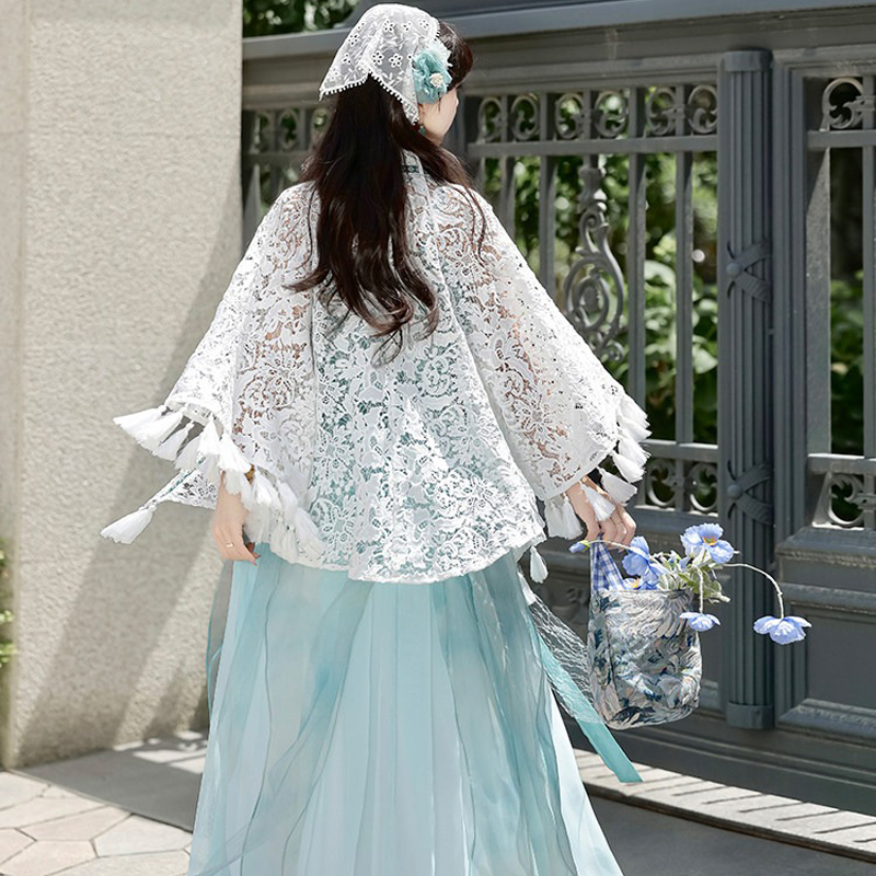 Women-Qiyao-Ruqun-Hanfu-Set-for-Everyday-Summer-Wear-with-Dragonfly-Theme-4 Women Qiyao Ruqun Hanfu Set for Everyday Summer Wear with Dragonfly Theme