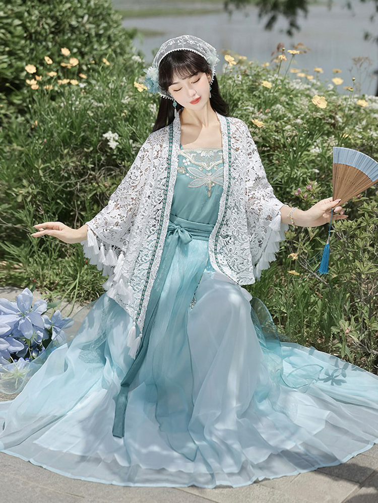Women Qiyao Ruqun Hanfu Set for Everyday Summer Wear with Dragonfly Theme