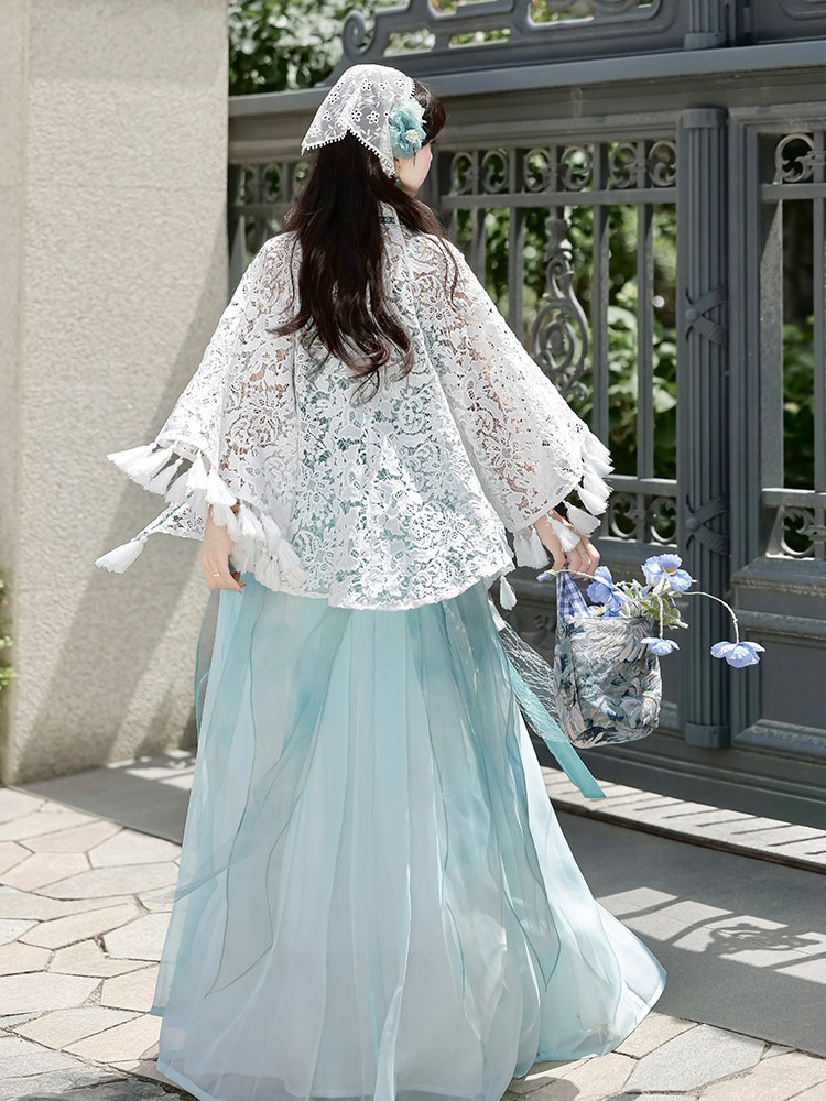 Women Qiyao Ruqun Hanfu Set for Everyday Summer Wear with Dragonfly Theme